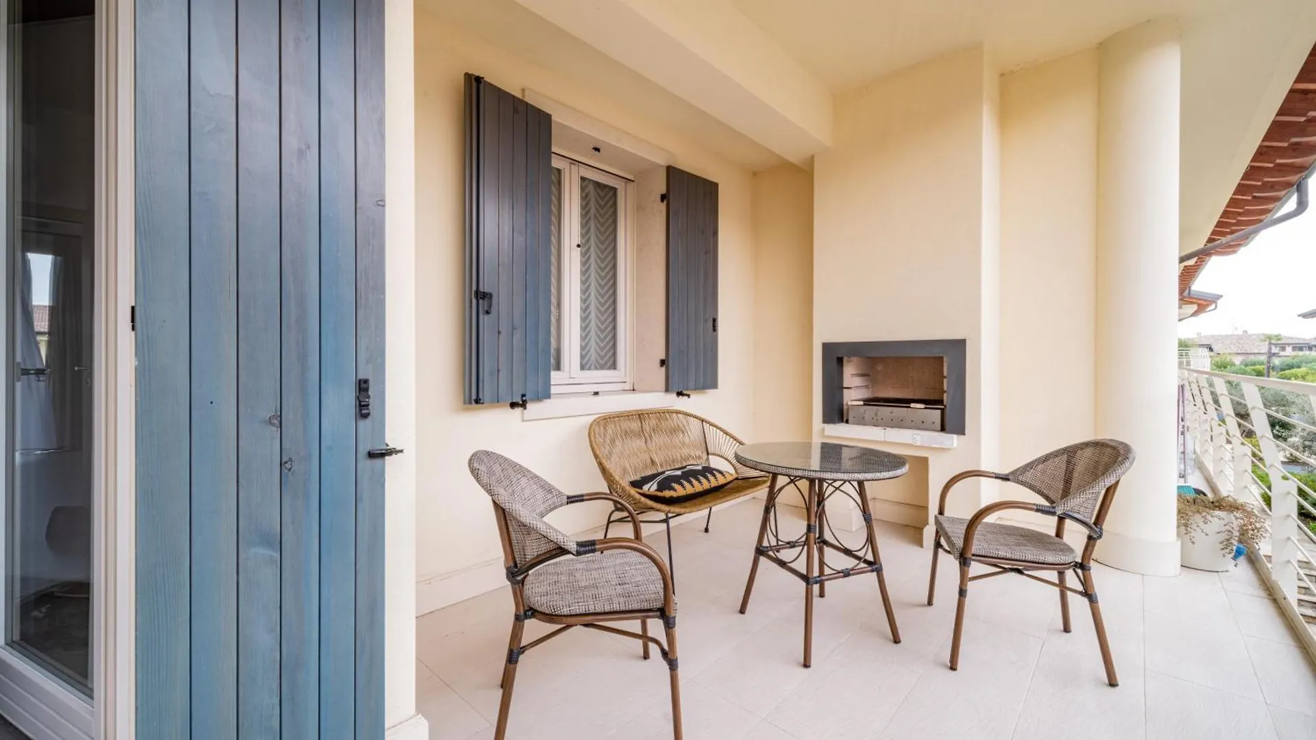 Lake Breeze Apartment Sirmione 0*,  Italien